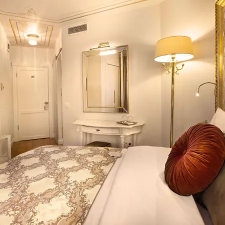 Valide Sultan Konagi 4* Istanbul