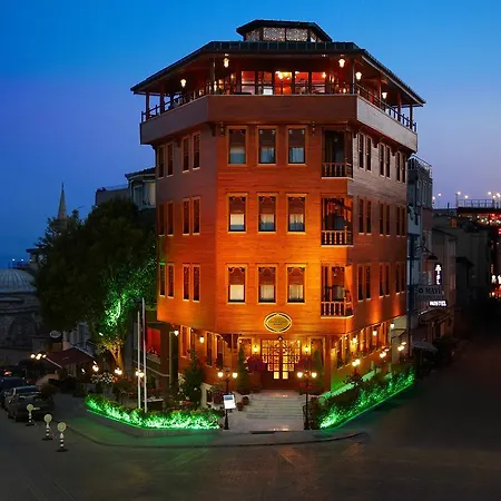 Valide Sultan Konagi Istanbul