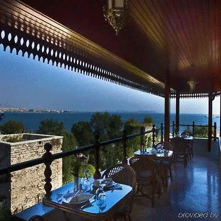 Valide Sultan Konagi Istanbul