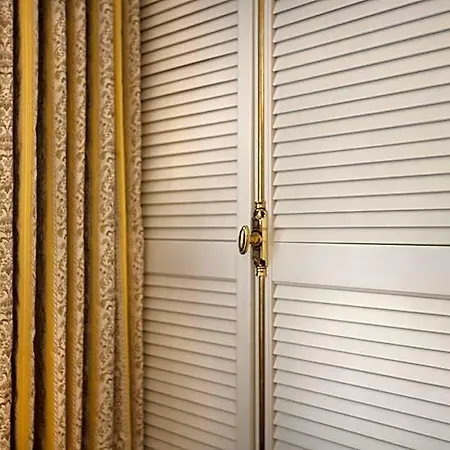 Valide Sultan Konagi Istanbul