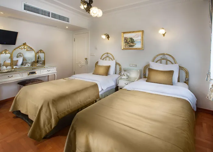 Valide Sultan Konagi Istanbul