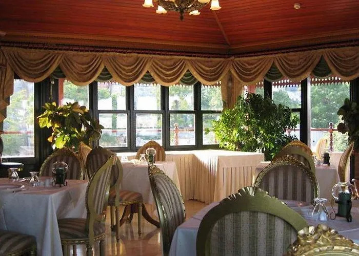 Valide Sultan Konagi Istanbul